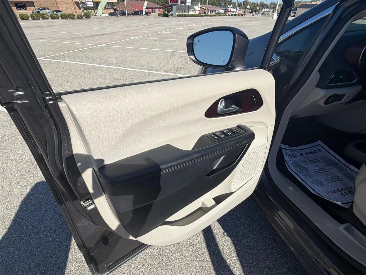Chrysler Pacifica Limited FWD 2018