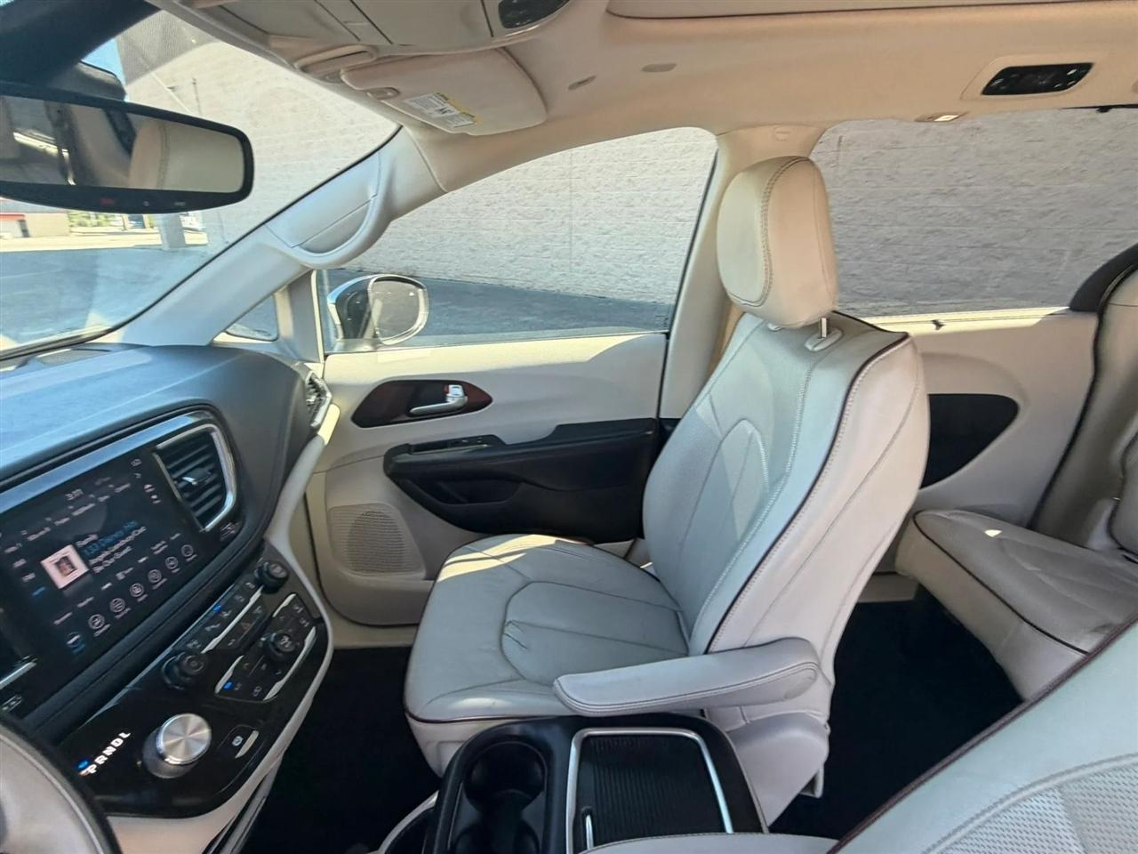 Chrysler Pacifica Limited FWD 2018