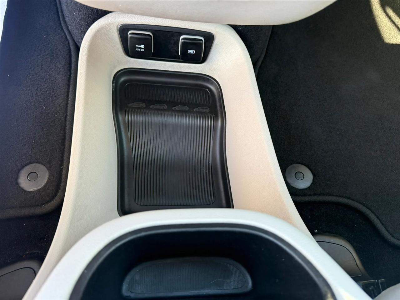 Chrysler Pacifica Limited FWD 2018