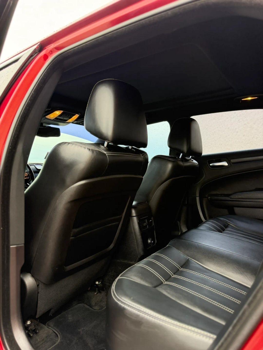 Chrysler 300 4dr Sdn 300S RWD 2013