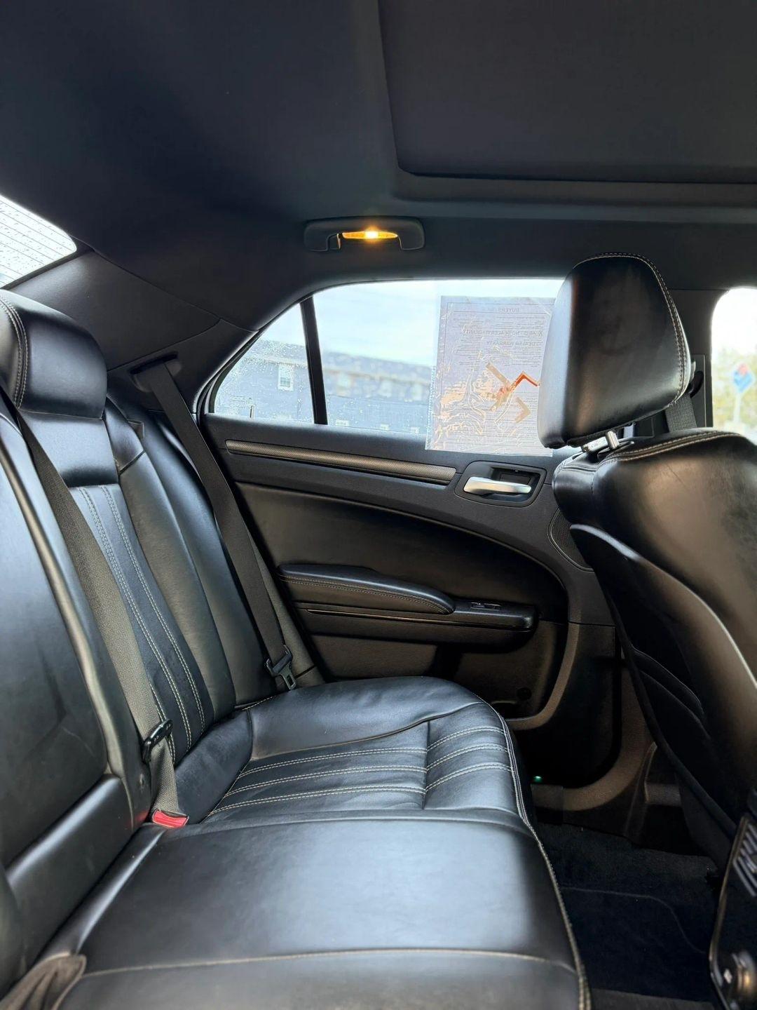 Chrysler 300 4dr Sdn 300S RWD 2013