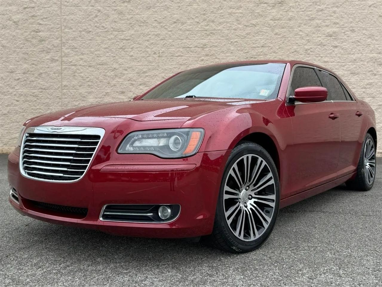 2013 Chrysler 300 4dr Sdn 300S RWD