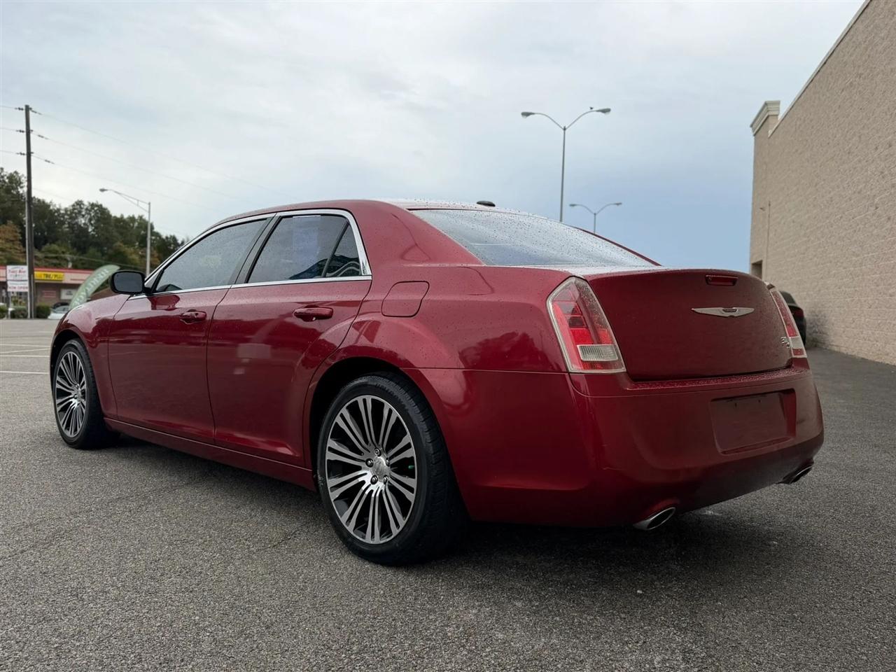 Chrysler 300 4dr Sdn 300S RWD 2013