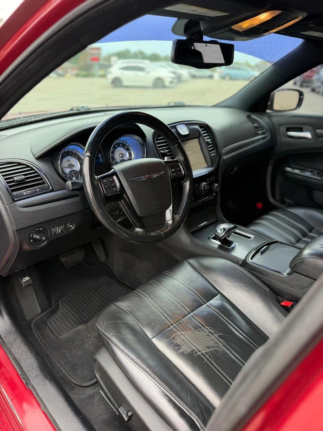 Chrysler 300 4dr Sdn 300S RWD 2013