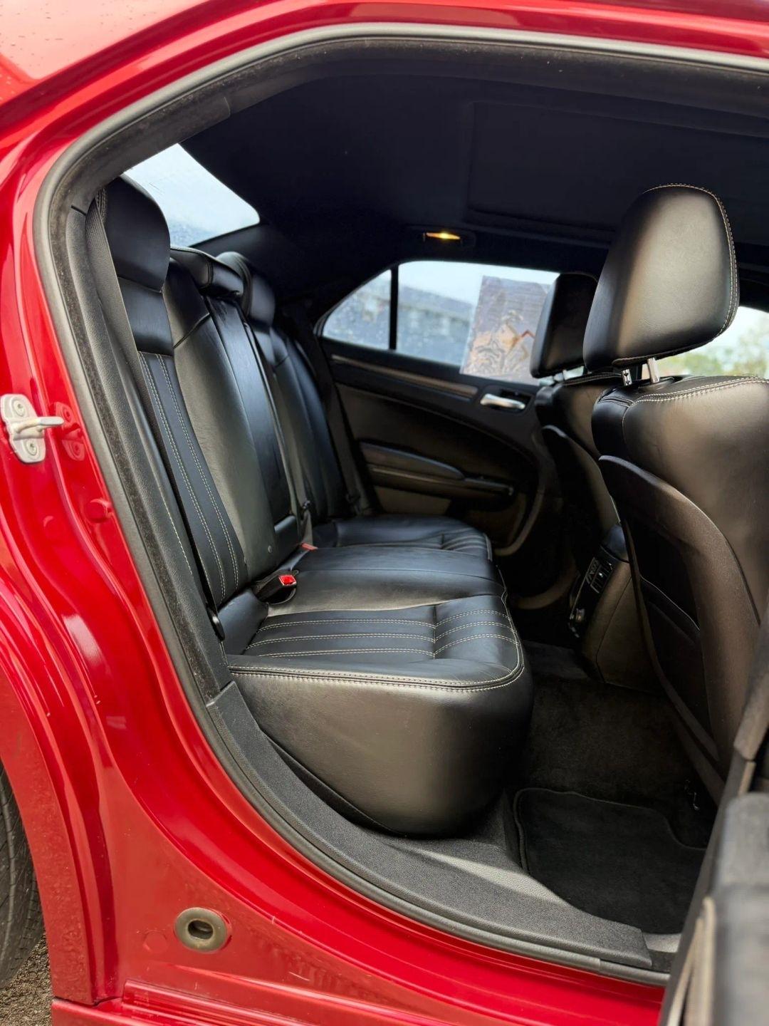 Chrysler 300 4dr Sdn 300S RWD 2013