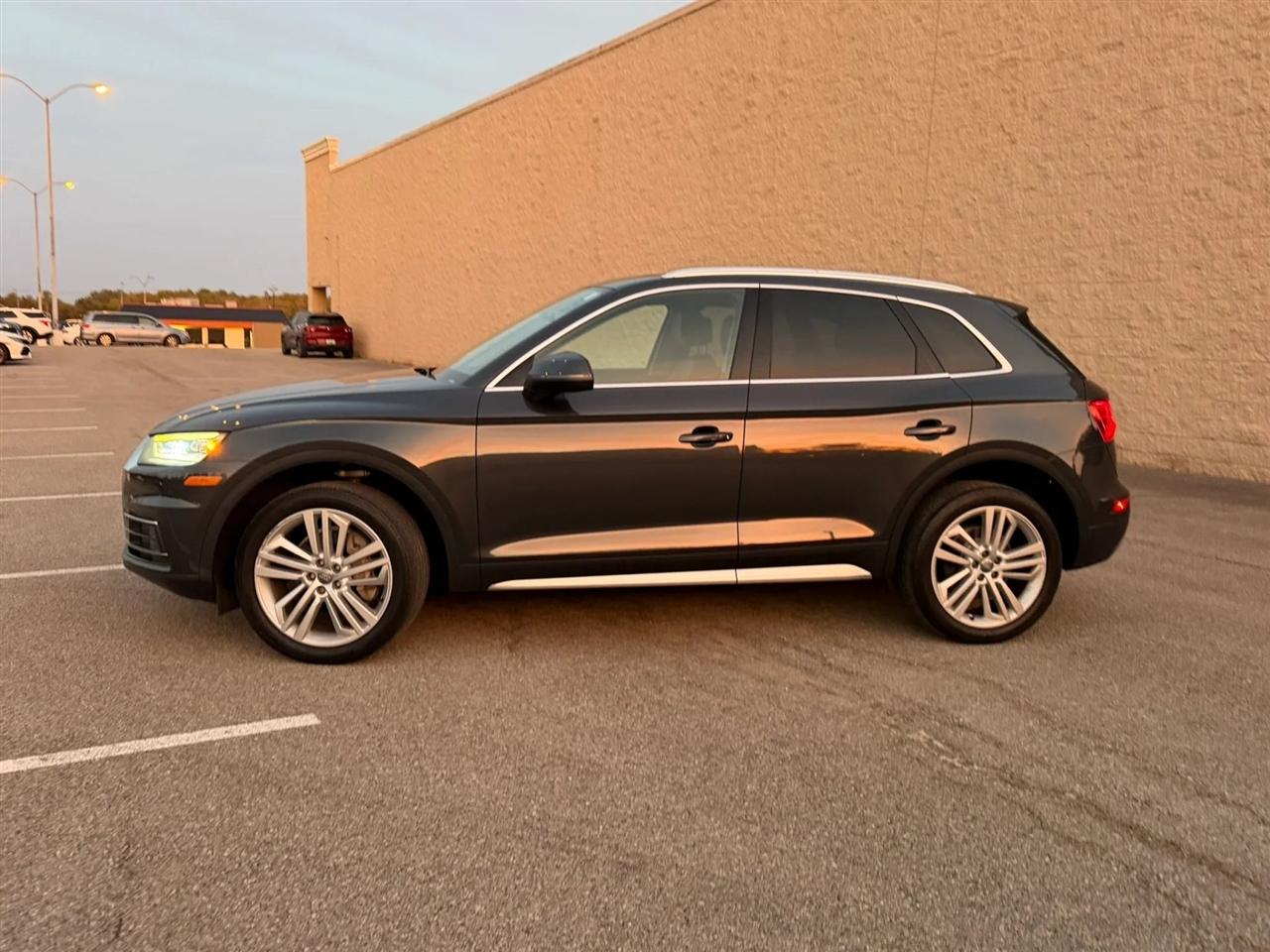 Audi Q5 2.0 TFSI Tech Premium Plus 2018