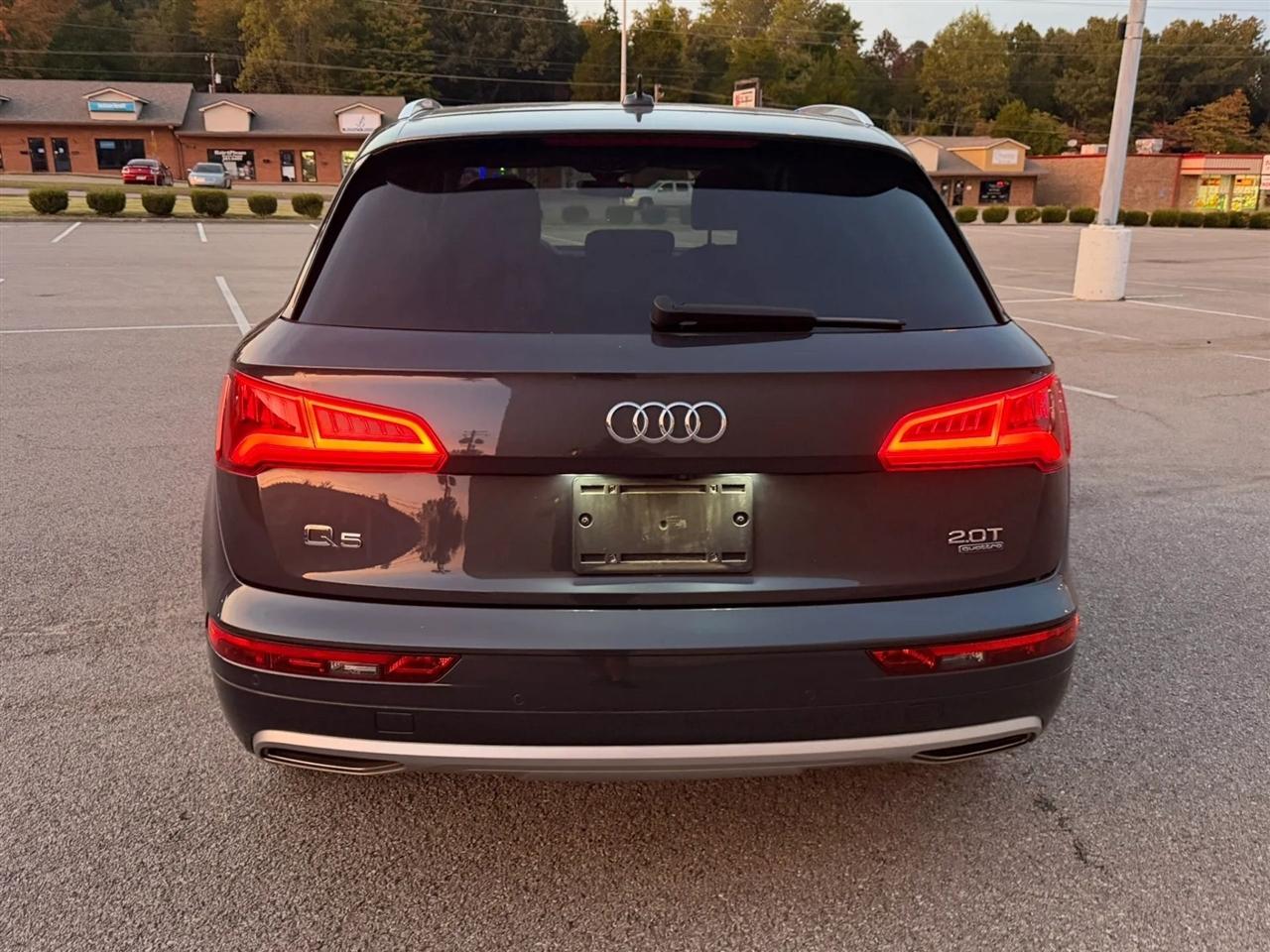Audi Q5 2.0 TFSI Tech Premium Plus 2018