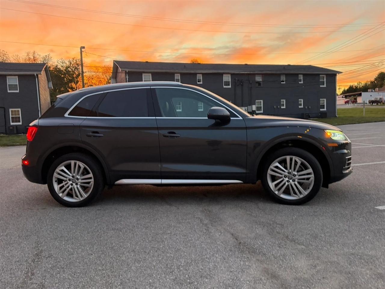 Audi Q5 2.0 TFSI Tech Premium Plus 2018