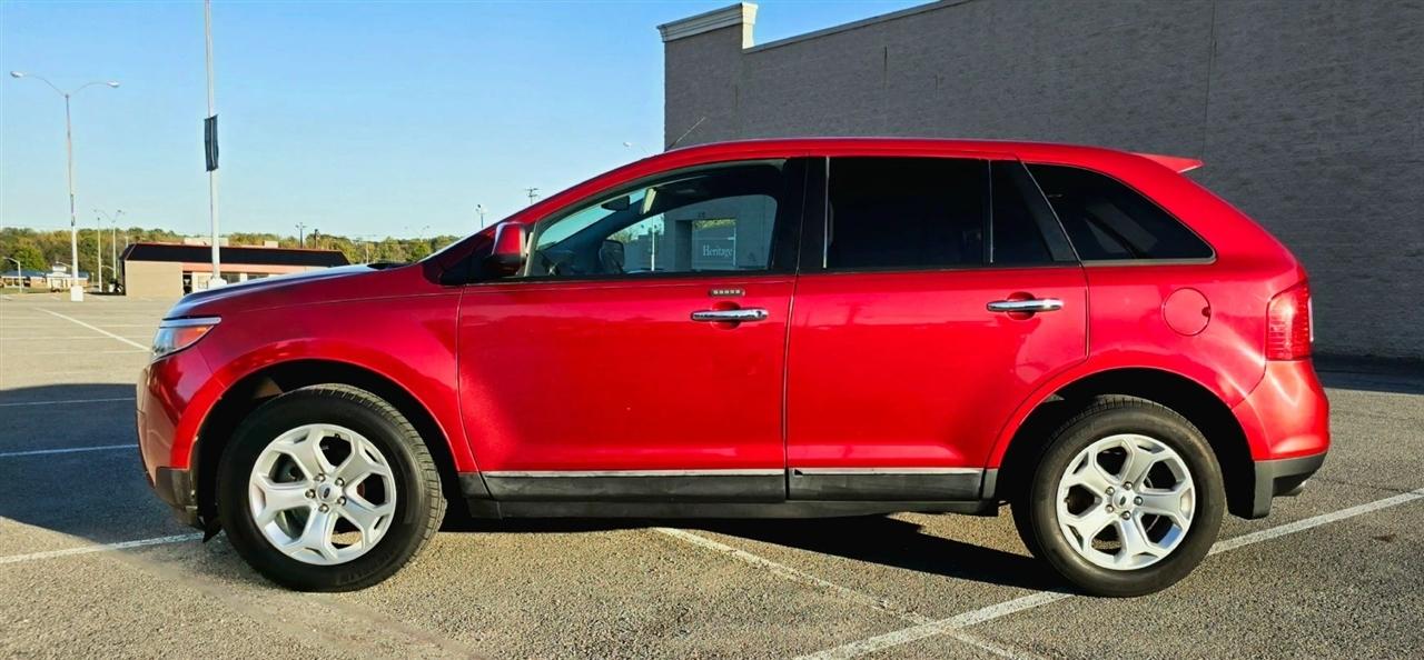 Ford Edge 4dr SEL FWD 2011