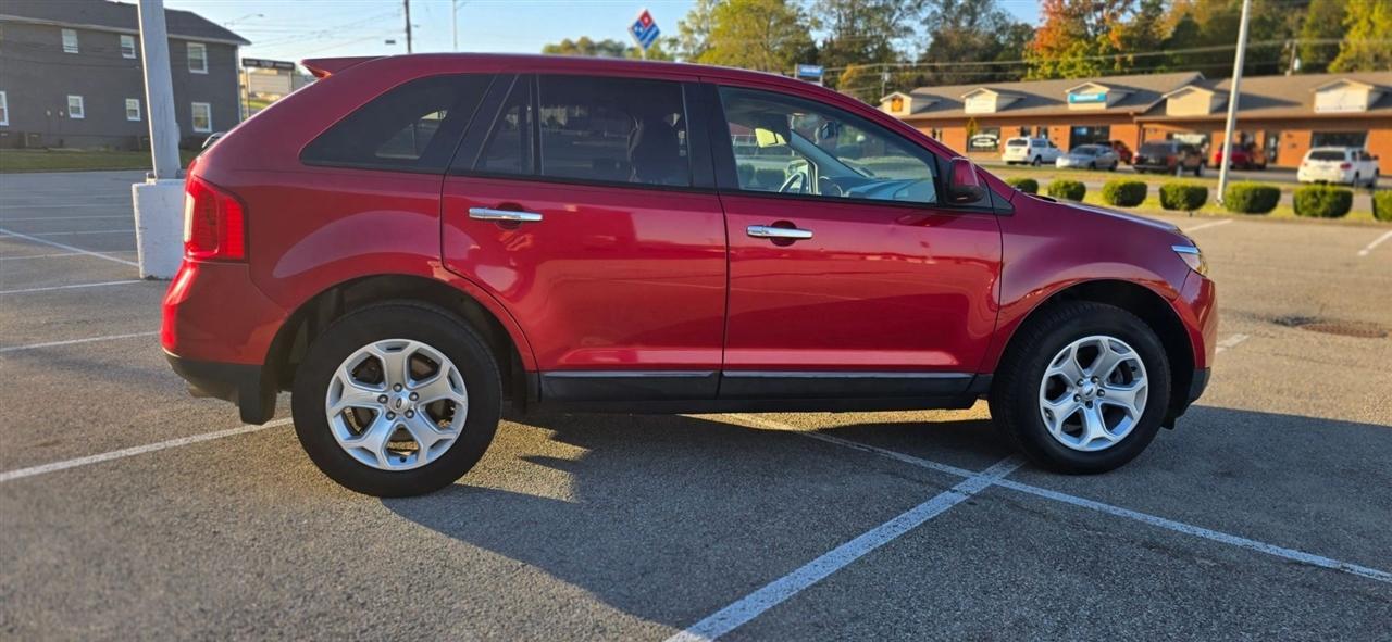 Ford Edge 4dr SEL FWD 2011