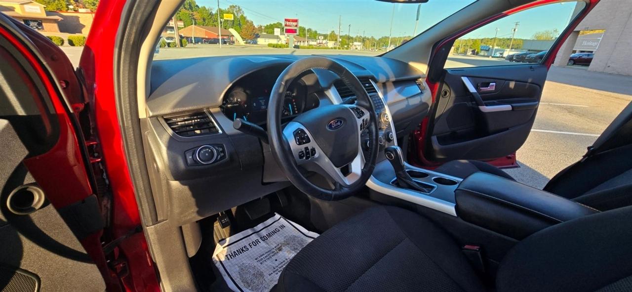 Ford Edge 4dr SEL FWD 2011