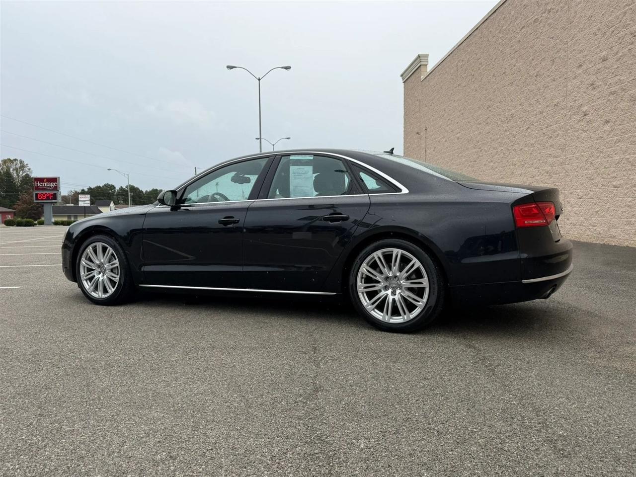 Audi A8 4dr Sdn 3.0T 2014