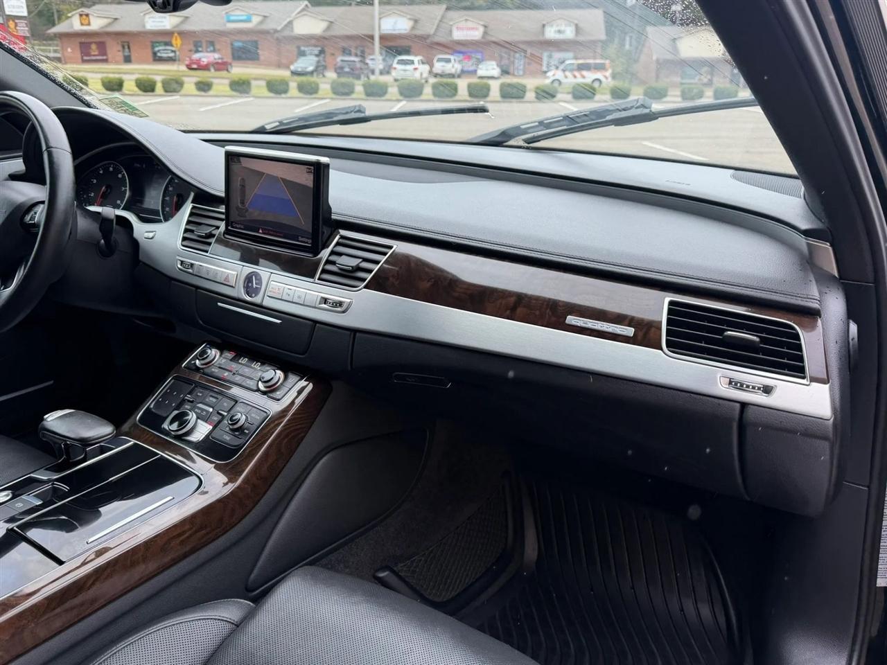 Audi A8 4dr Sdn 3.0T 2014