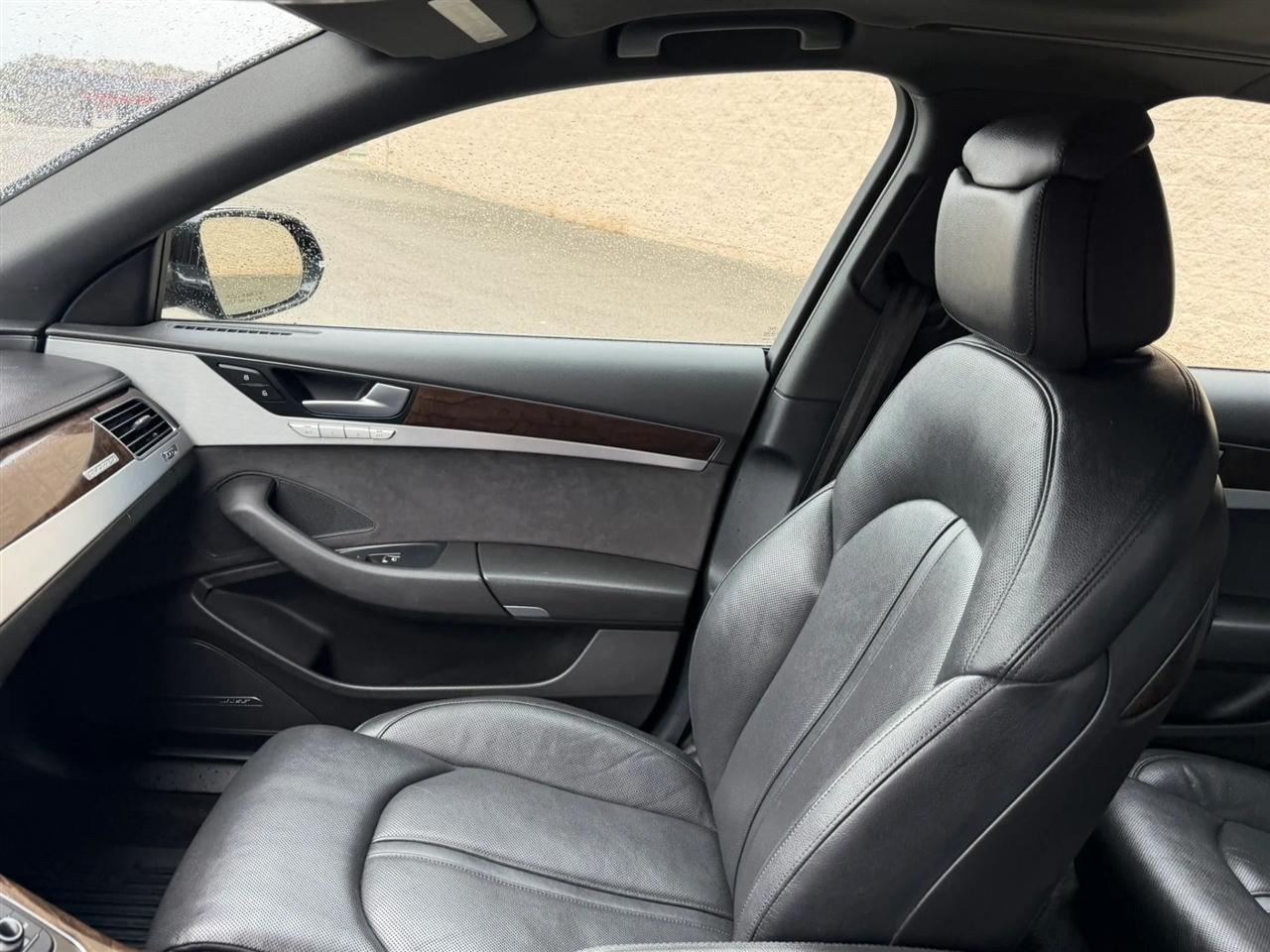 Audi A8 4dr Sdn 3.0T 2014