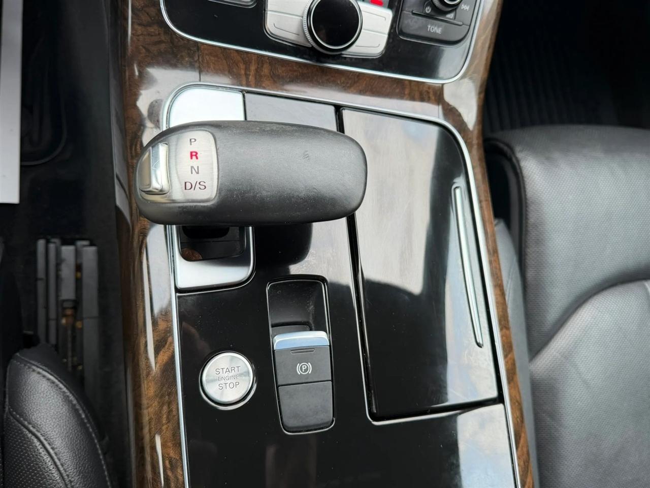 Audi A8 4dr Sdn 3.0T 2014
