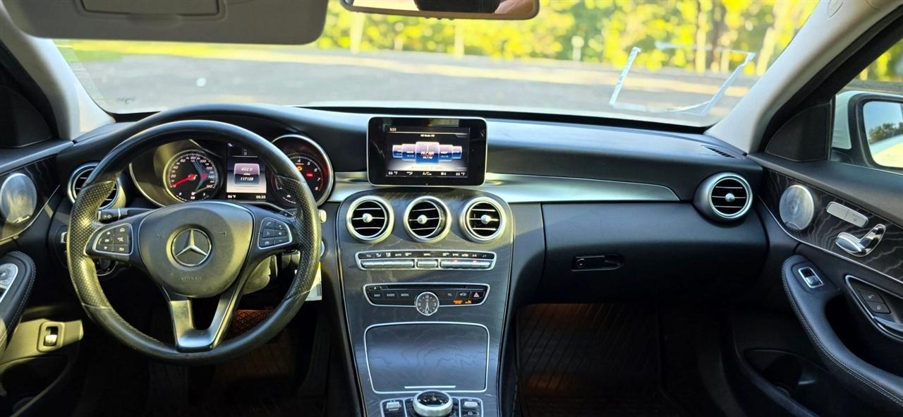 Mercedes-Benz C-Class C 300 4MATIC Sedan 2017
