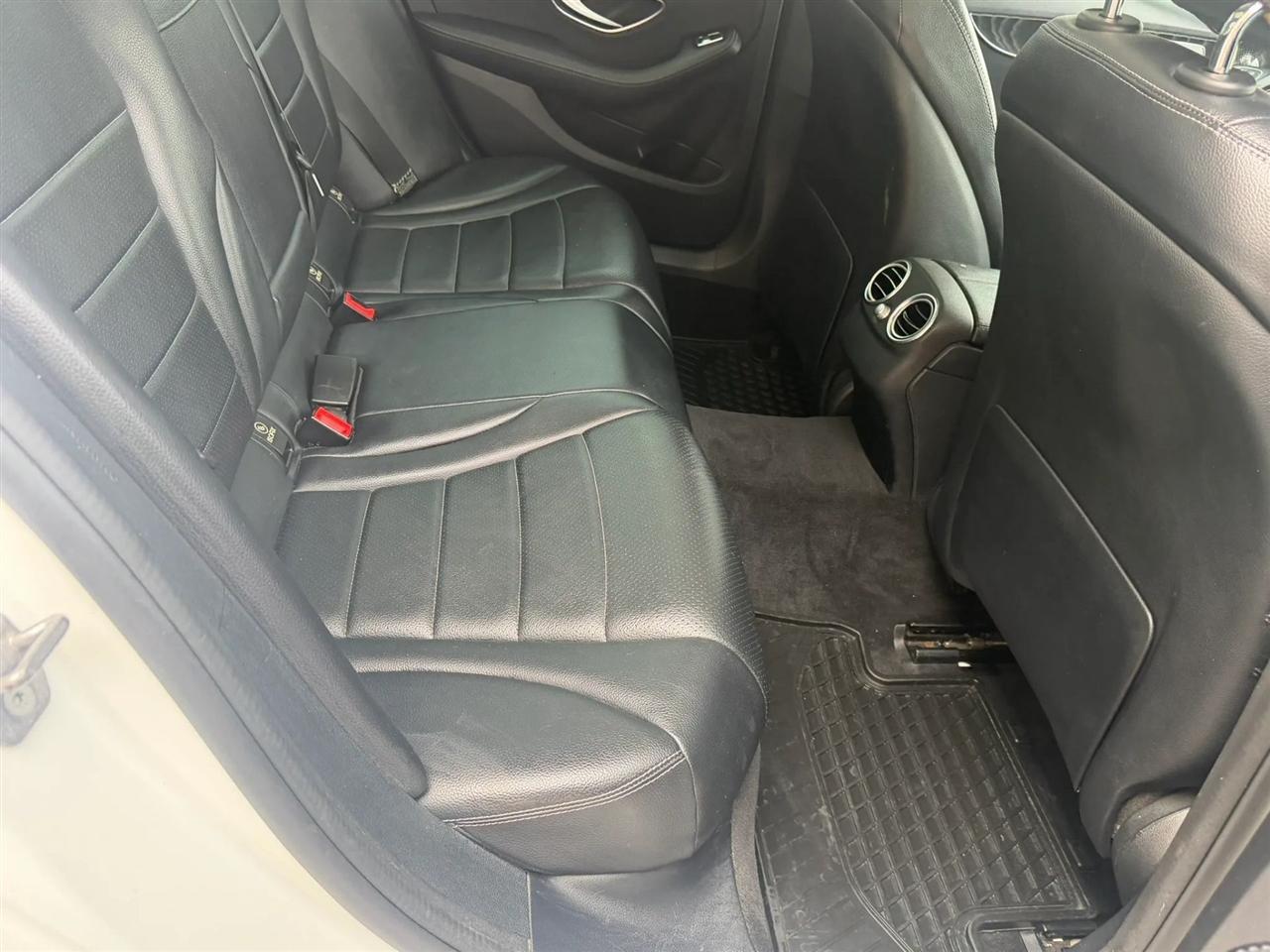 Mercedes-Benz C-Class C 300 4MATIC Sedan 2017