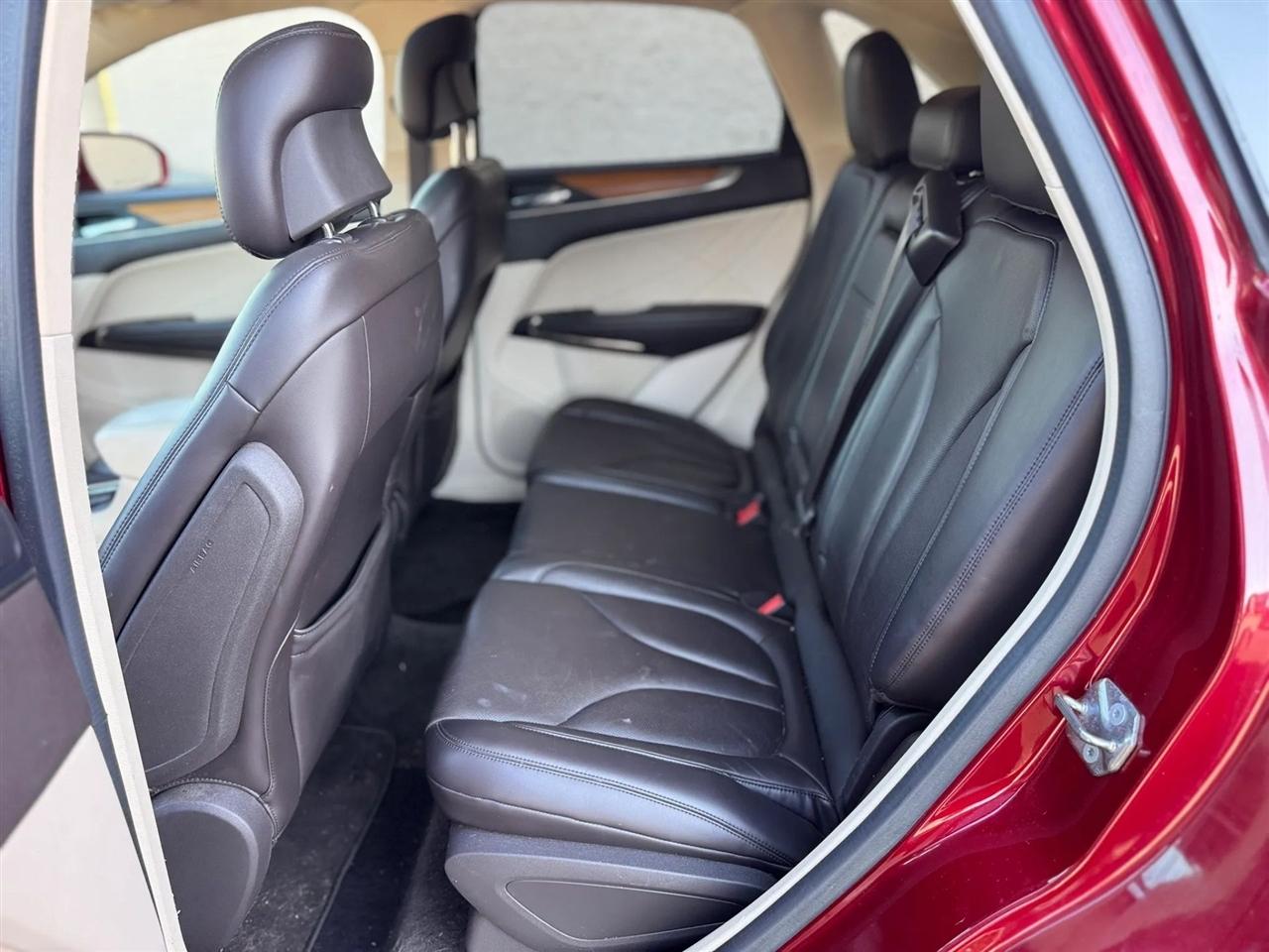 Lincoln MKC FWD 4dr 2015