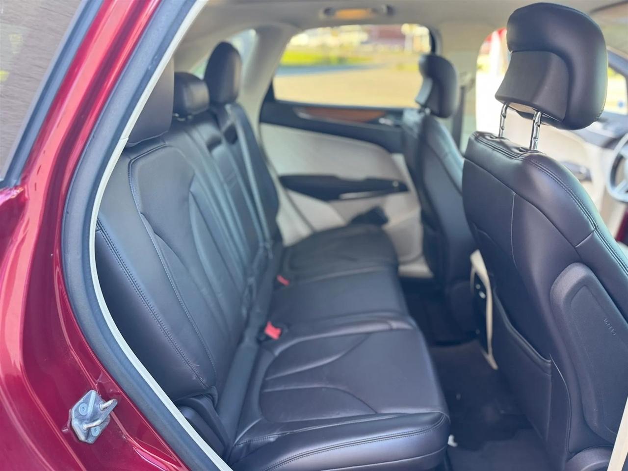 Lincoln MKC FWD 4dr 2015