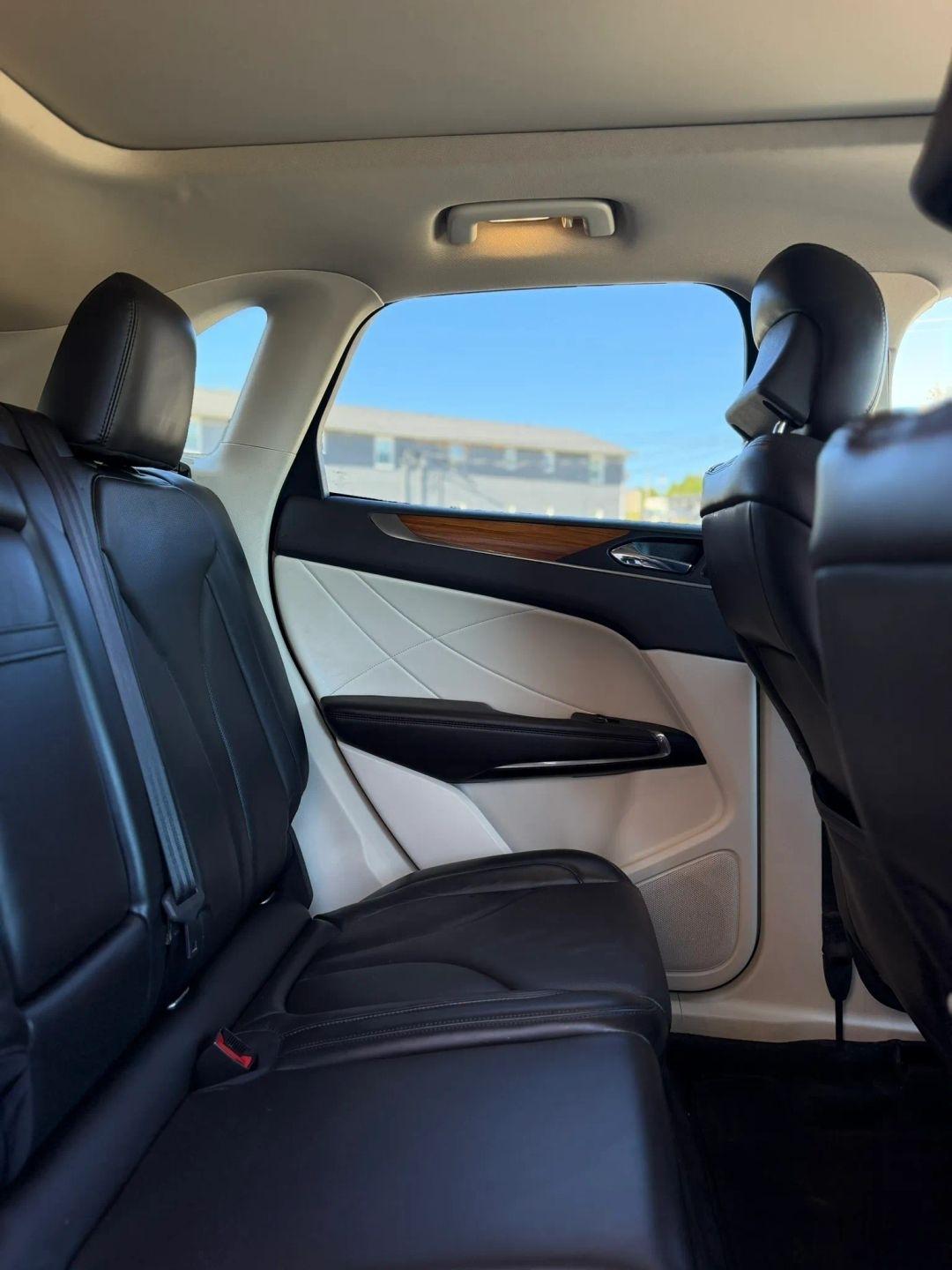 Lincoln MKC FWD 4dr 2015