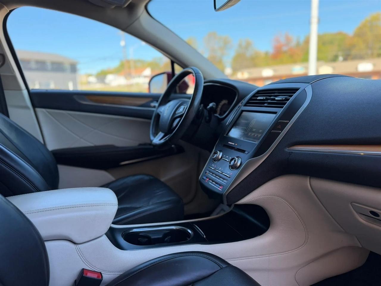 Lincoln MKC FWD 4dr 2015