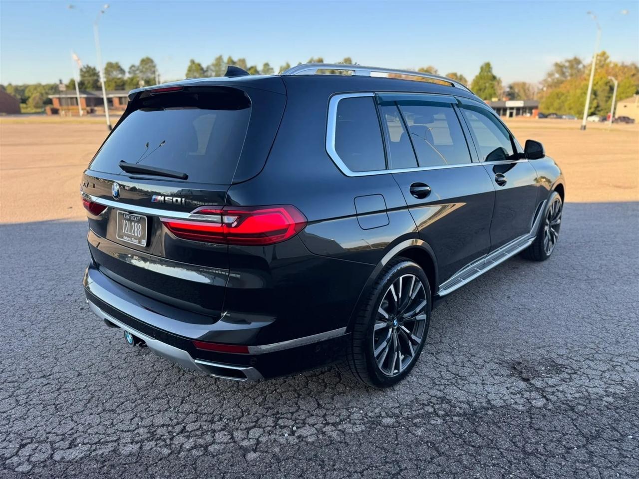BMW X7 xDrive50i Sports Activity Vehicle 2019