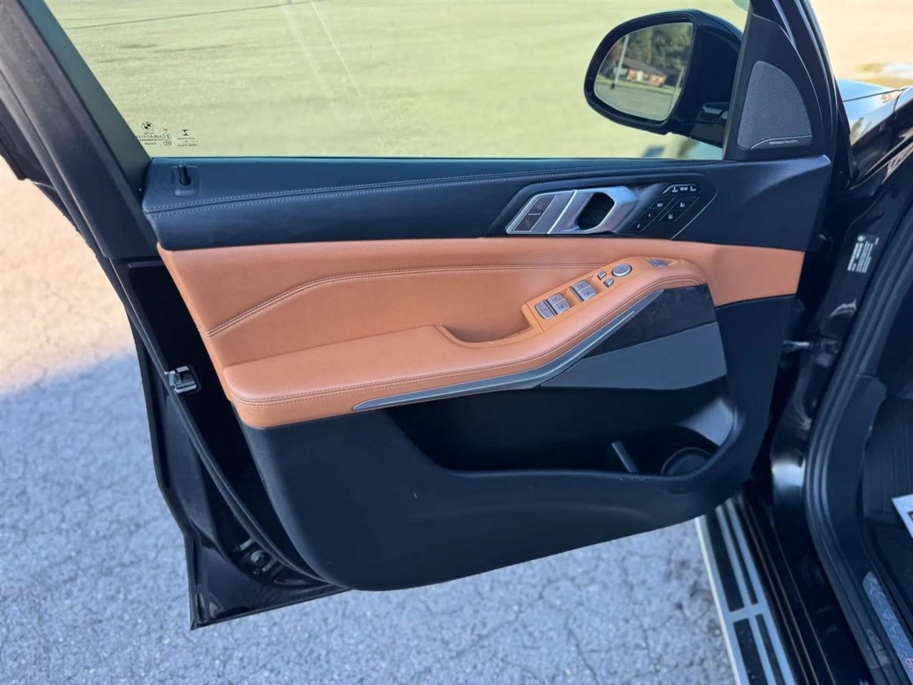 BMW X7 xDrive50i Sports Activity Vehicle 2019