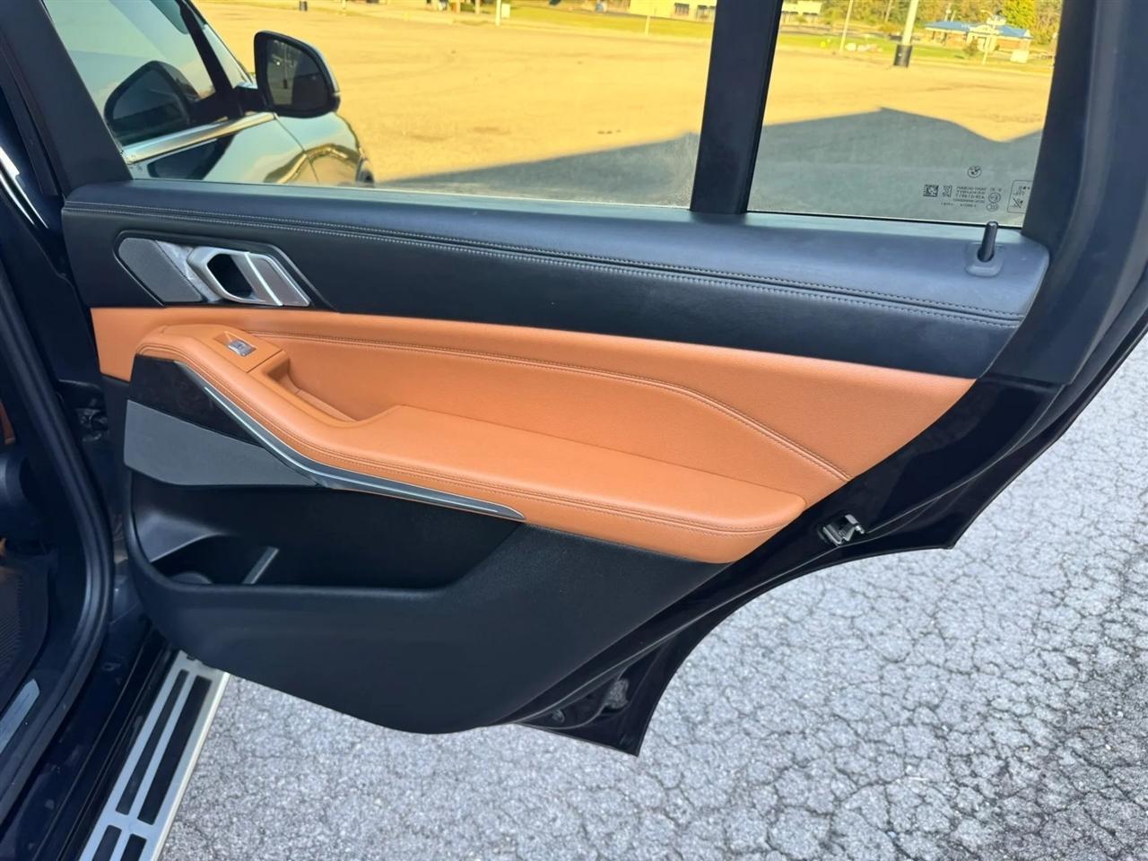BMW X7 xDrive50i Sports Activity Vehicle 2019