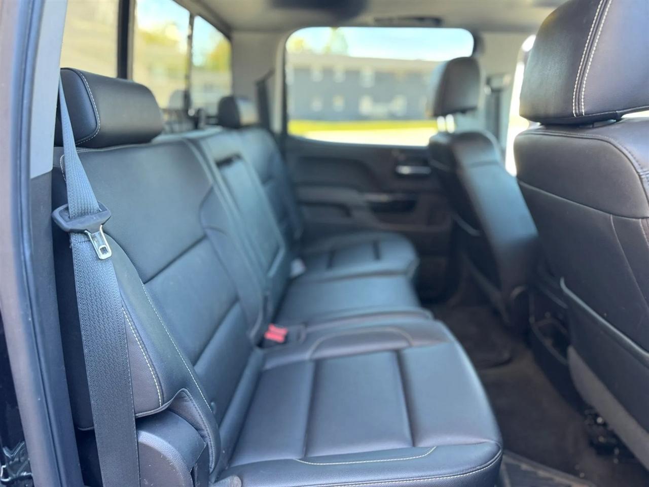 Chevrolet Silverado 1500 4WD Crew Cab 143.5" LTZ w/2LZ 2018