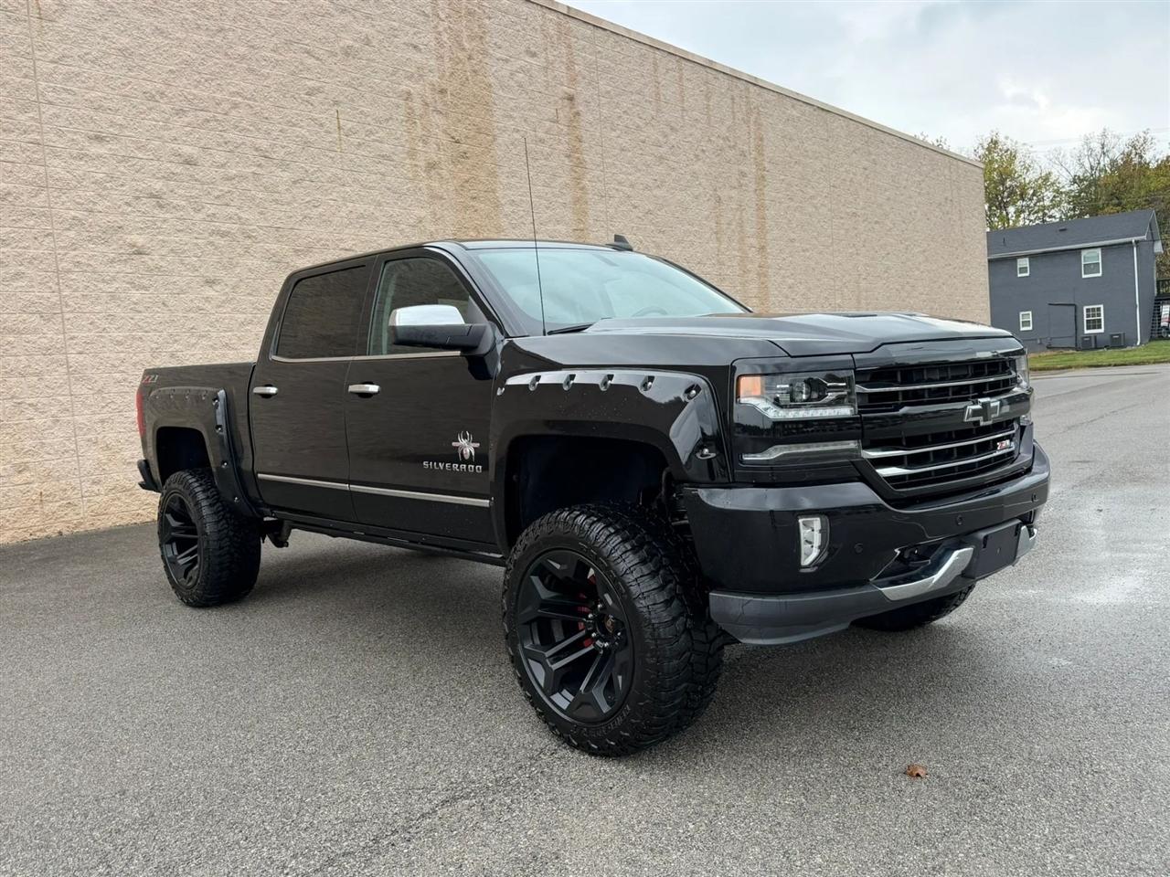 Chevrolet Silverado 1500 4WD Crew Cab 143.5" LTZ w/2LZ 2018