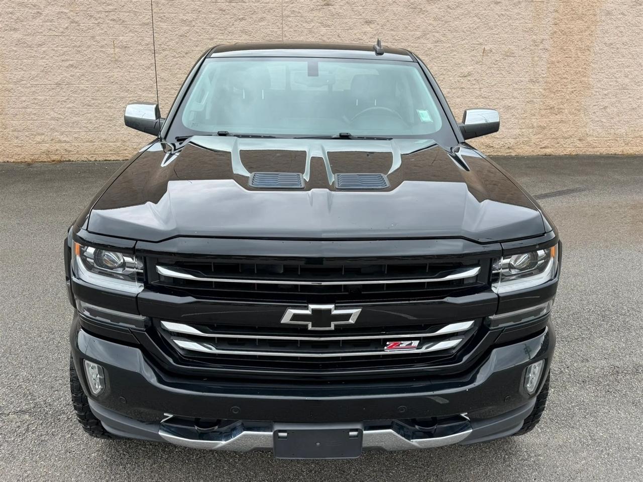 Chevrolet Silverado 1500 4WD Crew Cab 143.5" LTZ w/2LZ 2018