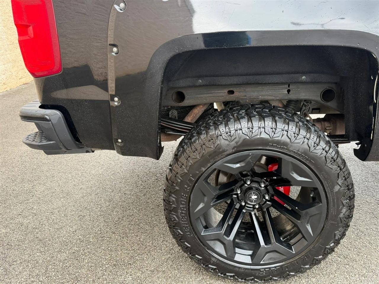 Chevrolet Silverado 1500 4WD Crew Cab 143.5" LTZ w/2LZ 2018
