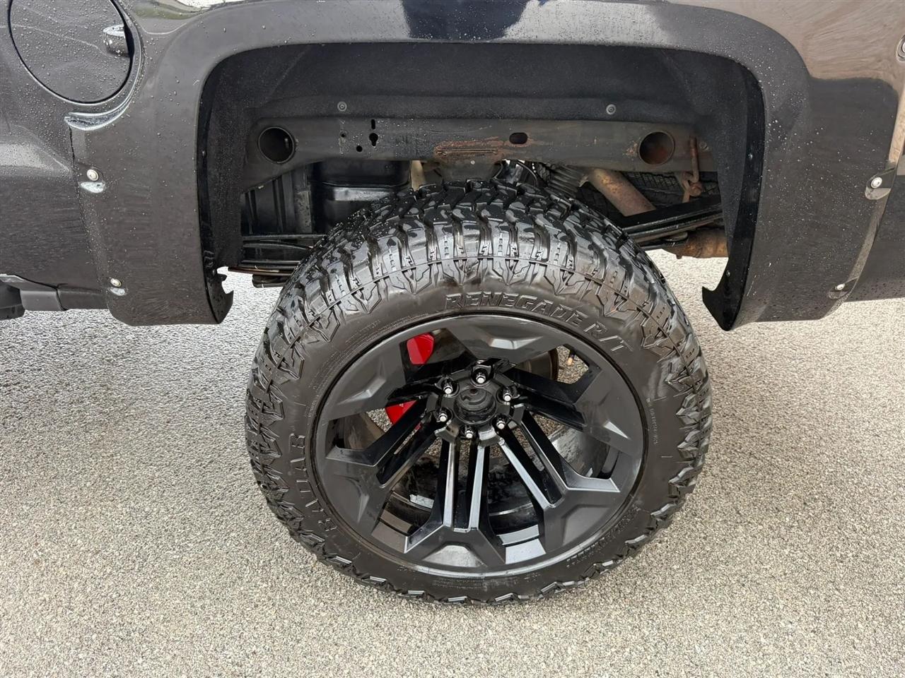 Chevrolet Silverado 1500 4WD Crew Cab 143.5" LTZ w/2LZ 2018