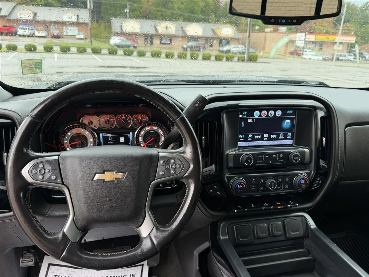 Chevrolet Silverado 1500 4WD Crew Cab 143.5" LTZ w/2LZ 2018