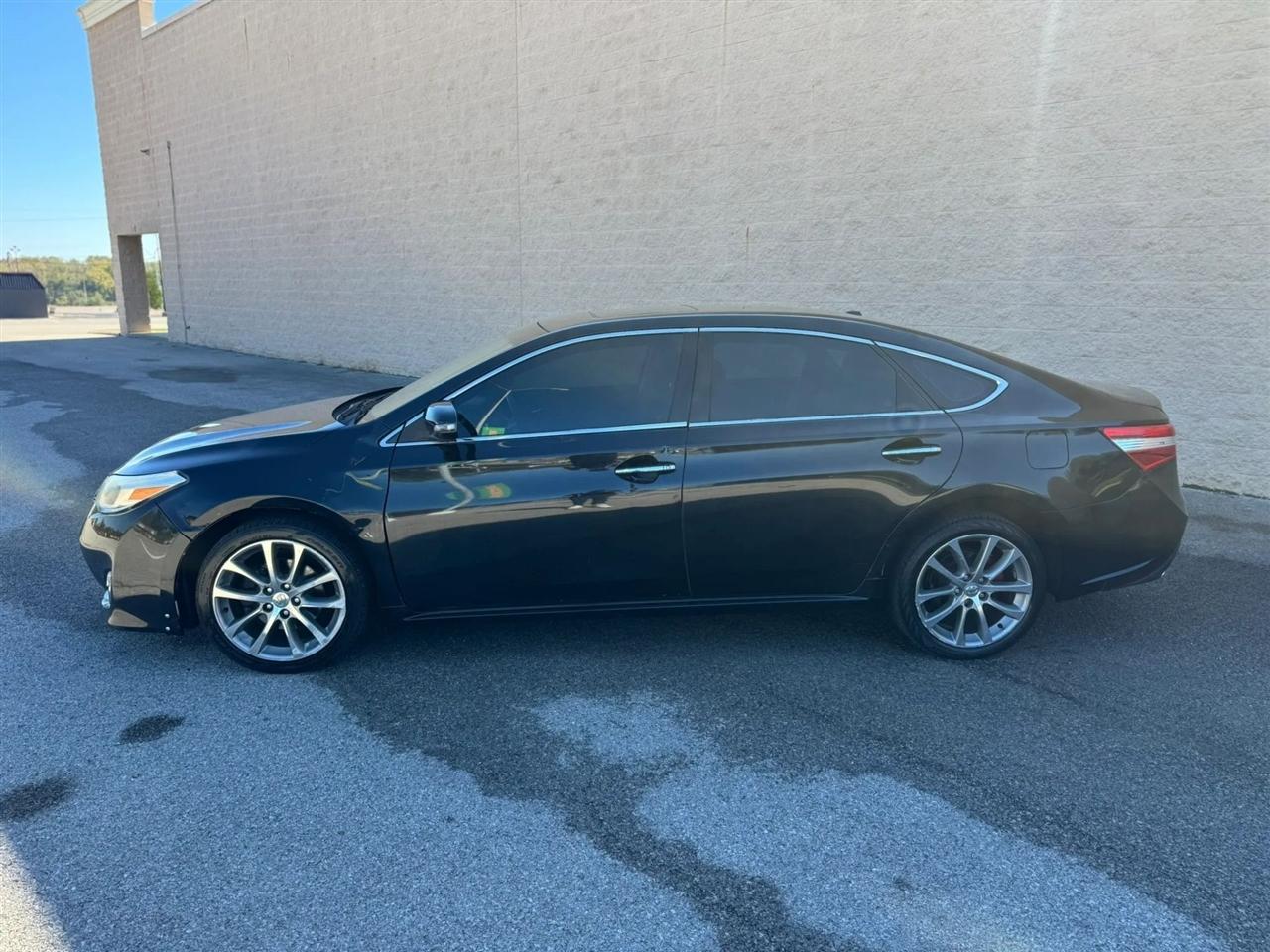 Toyota Avalon 4dr Sdn XLE Premium (Natl) 2014