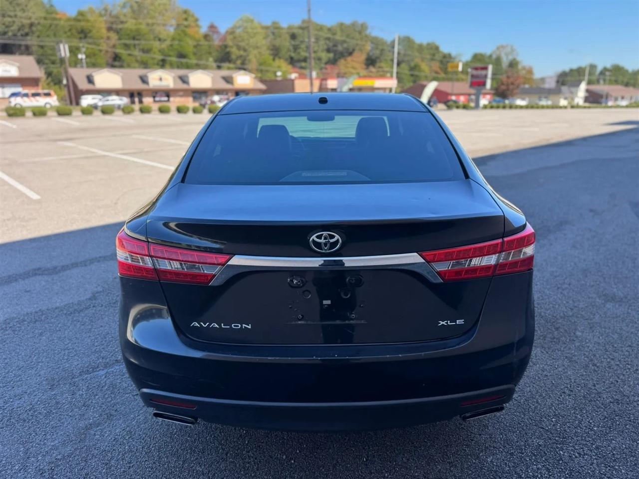 Toyota Avalon 4dr Sdn XLE Premium (Natl) 2014