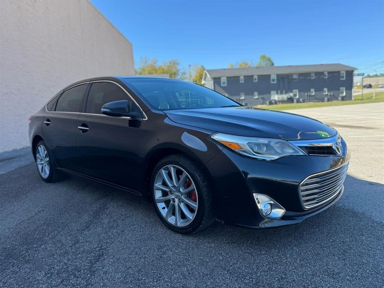 Toyota Avalon 4dr Sdn XLE Premium (Natl) 2014