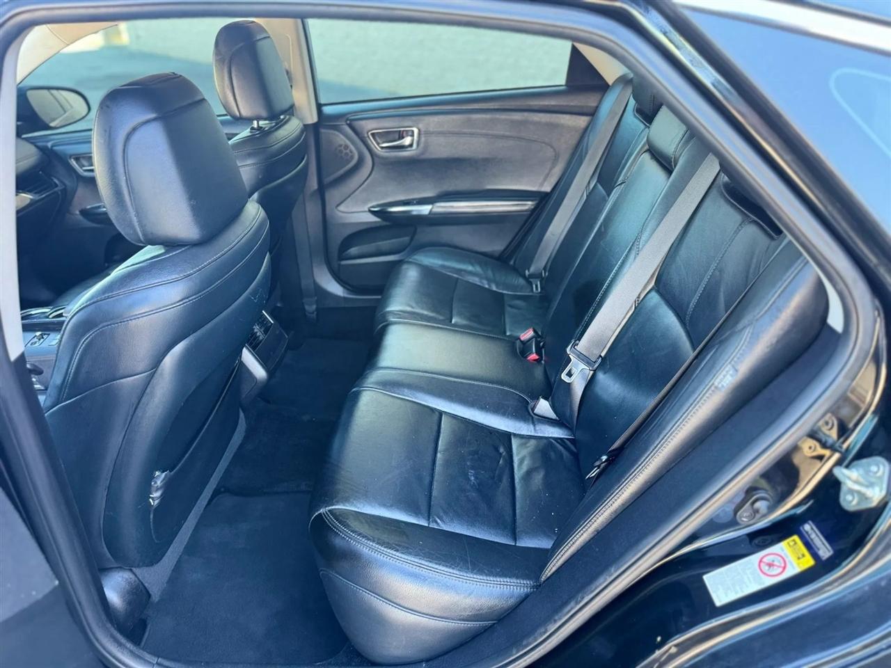 Toyota Avalon 4dr Sdn XLE Premium (Natl) 2014