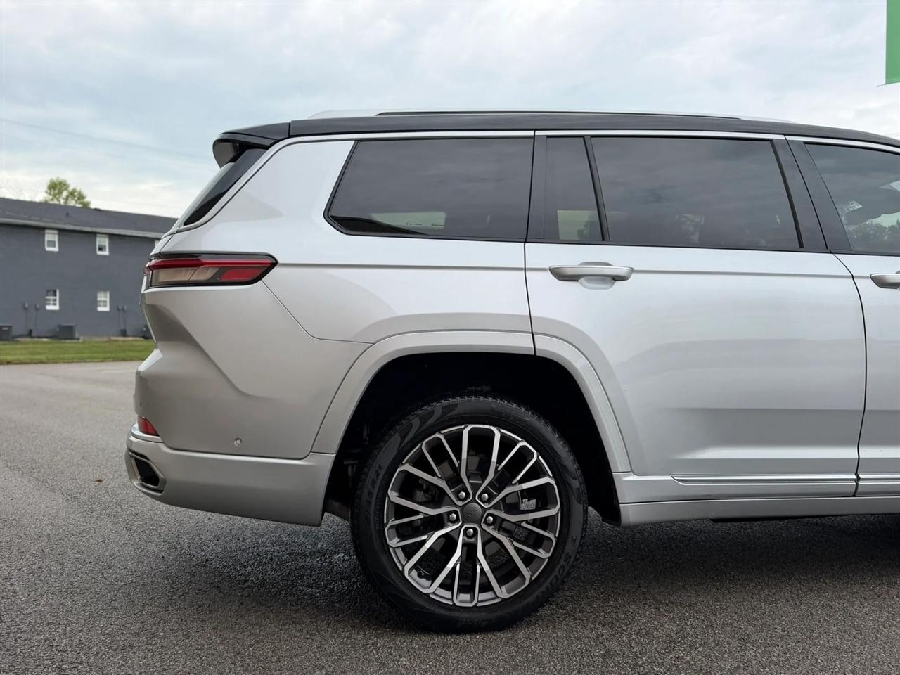 Jeep Grand Cherokee L Summit Reserve 4x4 2021