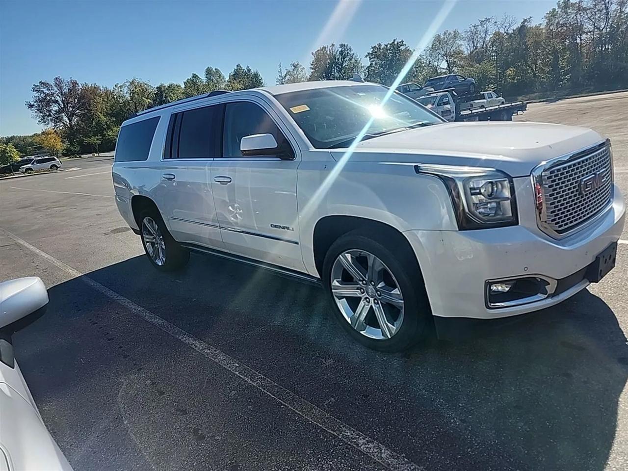 GMC Yukon XL 4WD 4dr Denali 2016