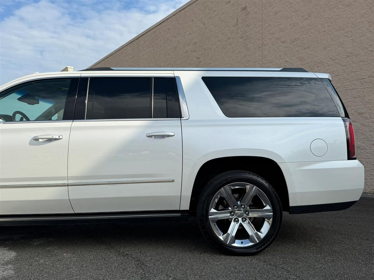 GMC Yukon XL 4WD 4dr Denali 2016