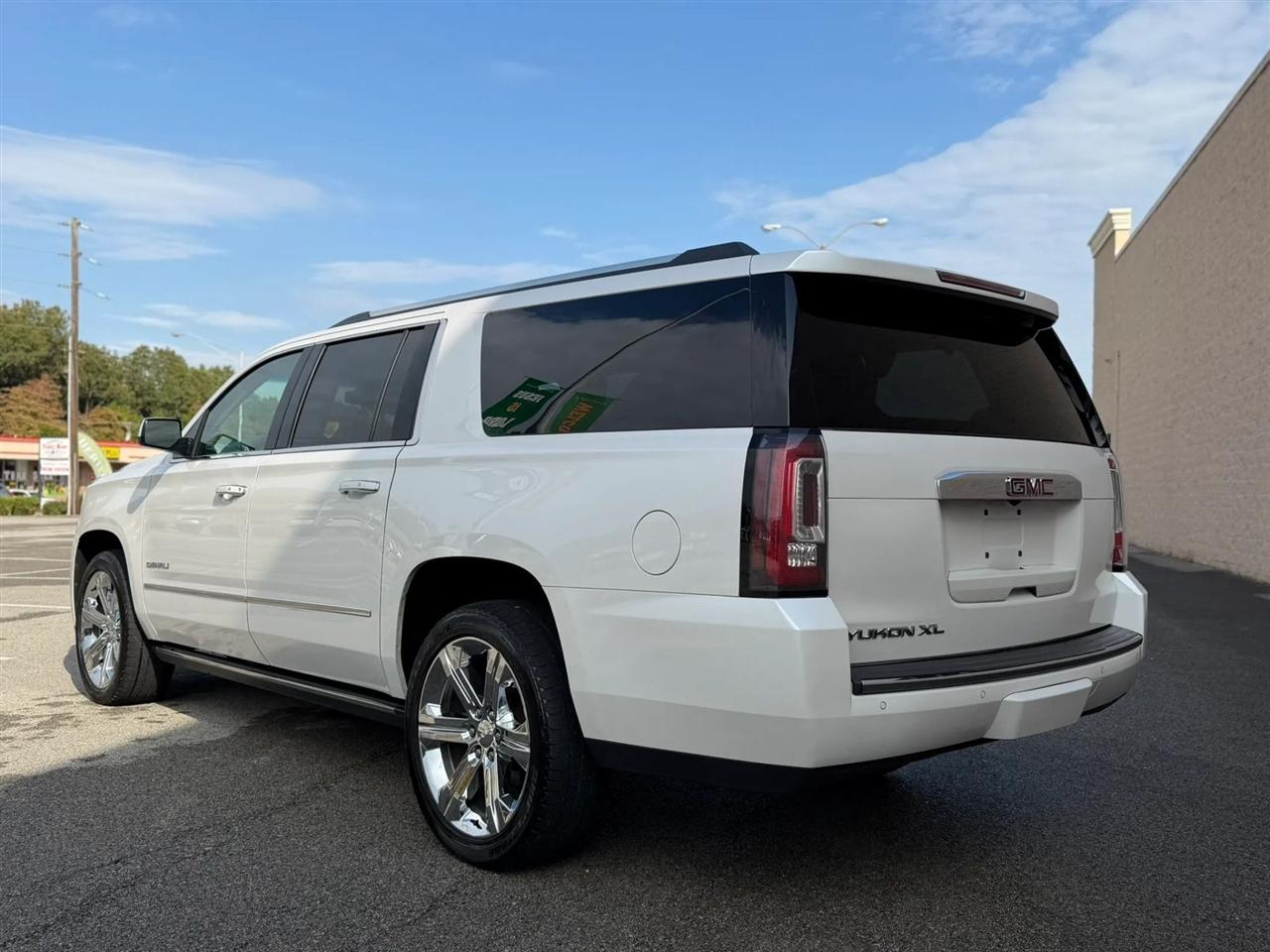 GMC Yukon XL 4WD 4dr Denali 2016