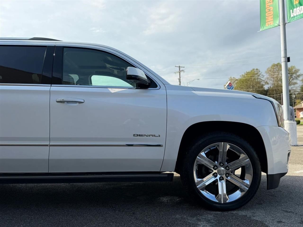 GMC Yukon XL 4WD 4dr Denali 2016