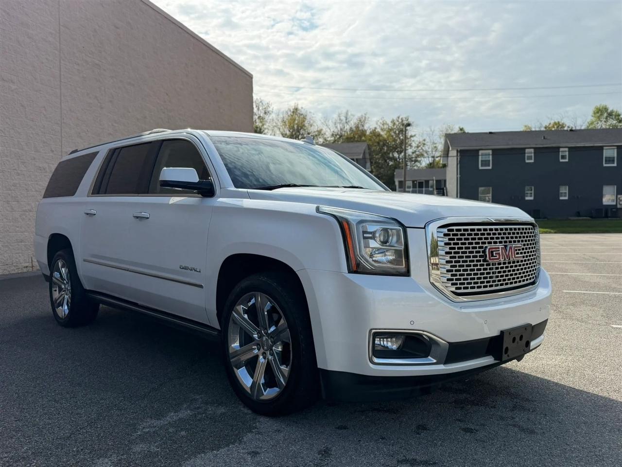 GMC Yukon XL 4WD 4dr Denali 2016