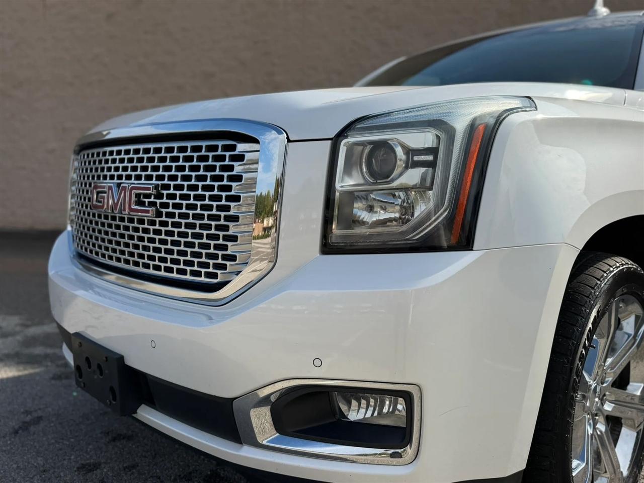 GMC Yukon XL 4WD 4dr Denali 2016