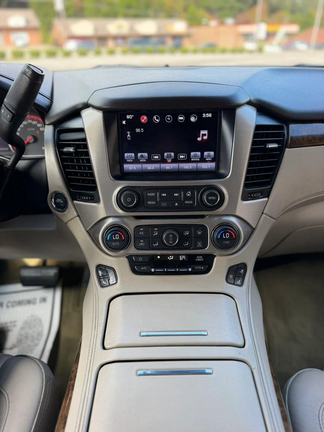 GMC Yukon XL 4WD 4dr Denali 2016