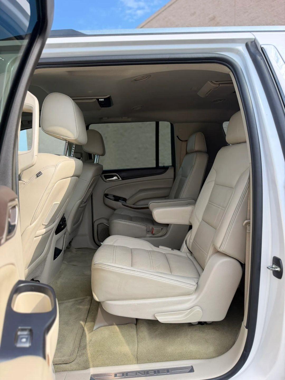 GMC Yukon XL 4WD 4dr Denali 2016