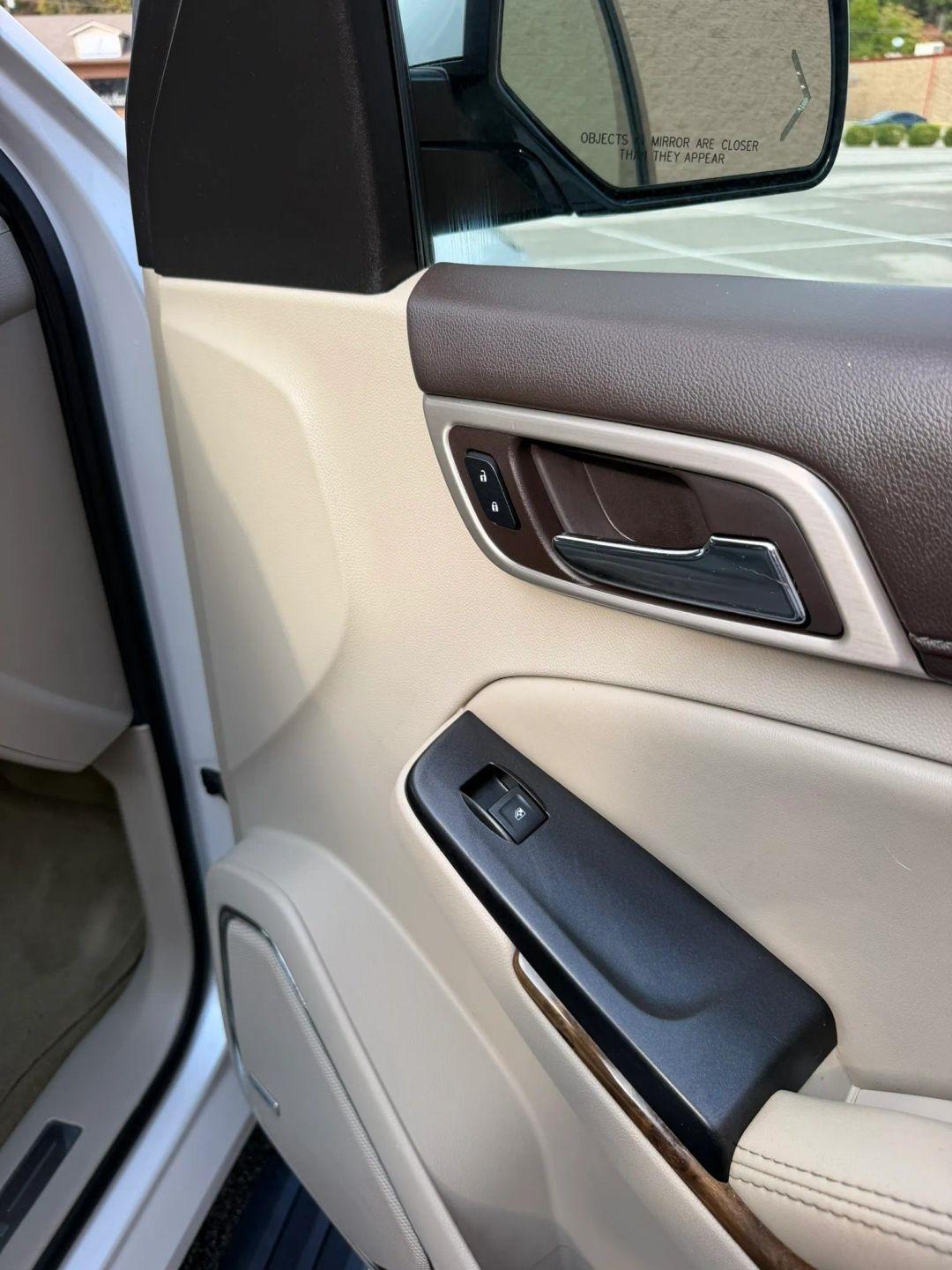GMC Yukon XL 4WD 4dr Denali 2016