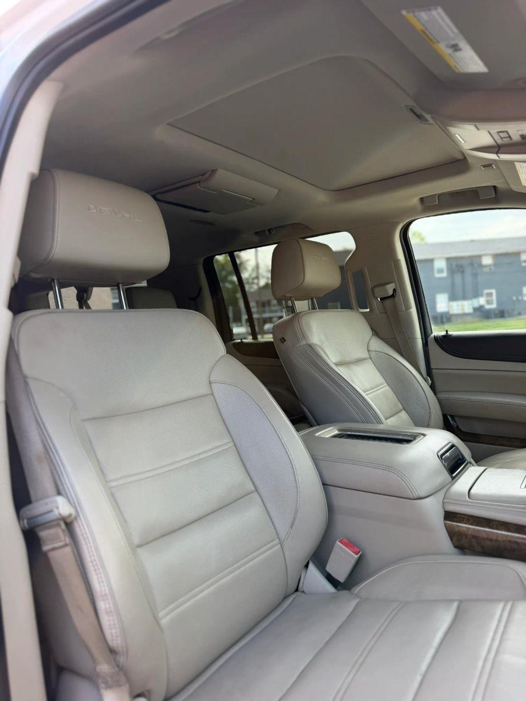 GMC Yukon XL 4WD 4dr Denali 2016