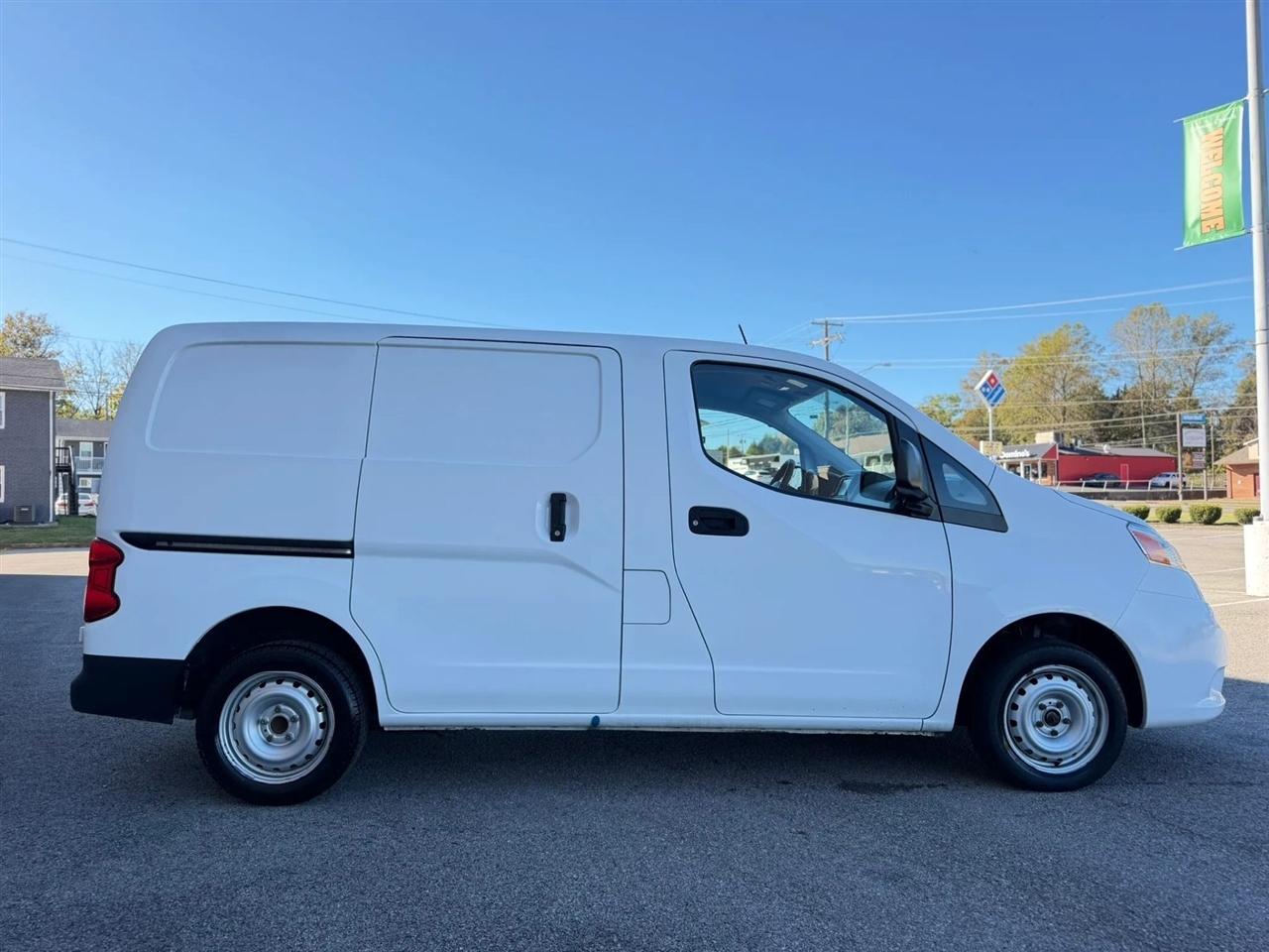 Nissan NV200 Compact Cargo I4 S 2020